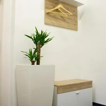 Apartment Blue In Beautiful Style Garden With Atmosphere *