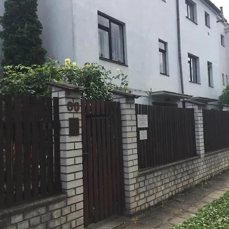 Lägenhet Blue In Beautiful Style Garden With Atmosphere Prag